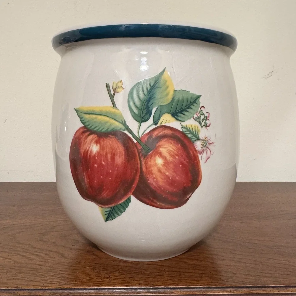 Vtg China Pearl 'Casuals' Apple Ceramic Utensil Holder Crock Farmhouse Kitchen